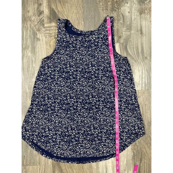 Set of 2 Old Navy Luxe Tank Tops Medium Floral Sleeveless Blouse - Picture 11 of 11